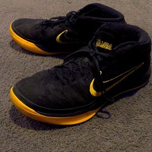 Kobe Bryant basketball shoes